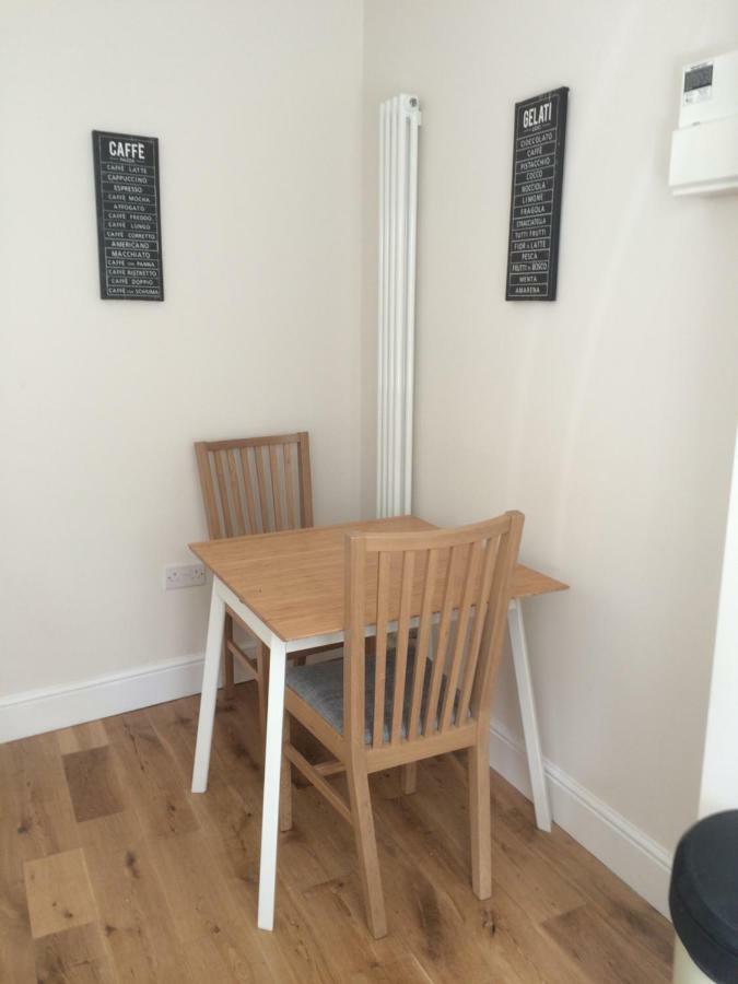 Brockenhurst Apartments ภายนอก รูปภาพ