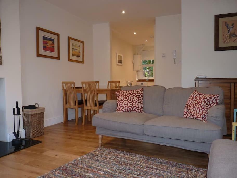 Brockenhurst Apartments ภายนอก รูปภาพ